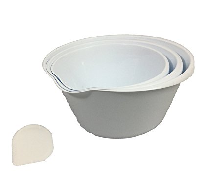 3 Piece Nesting Mixing Bowls with Spatular