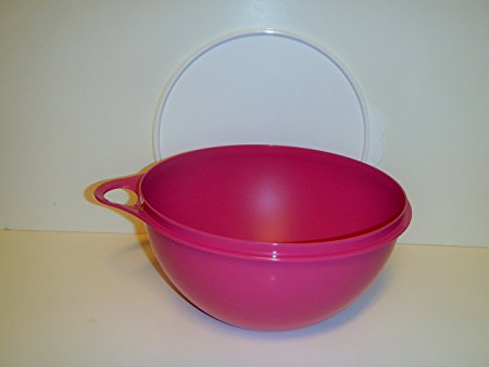 Tupperware Thatsa Bowl 19-cup in Hot Pink