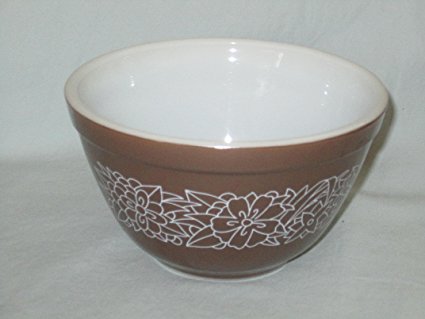 Vintage 1978 Pyrex 750 ml Mixing Batter Bowl - Woodland / Woodsy Flowers Pattern - #401
