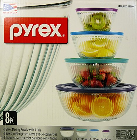 4 Pyrex Glass Mixing Bowls with lids